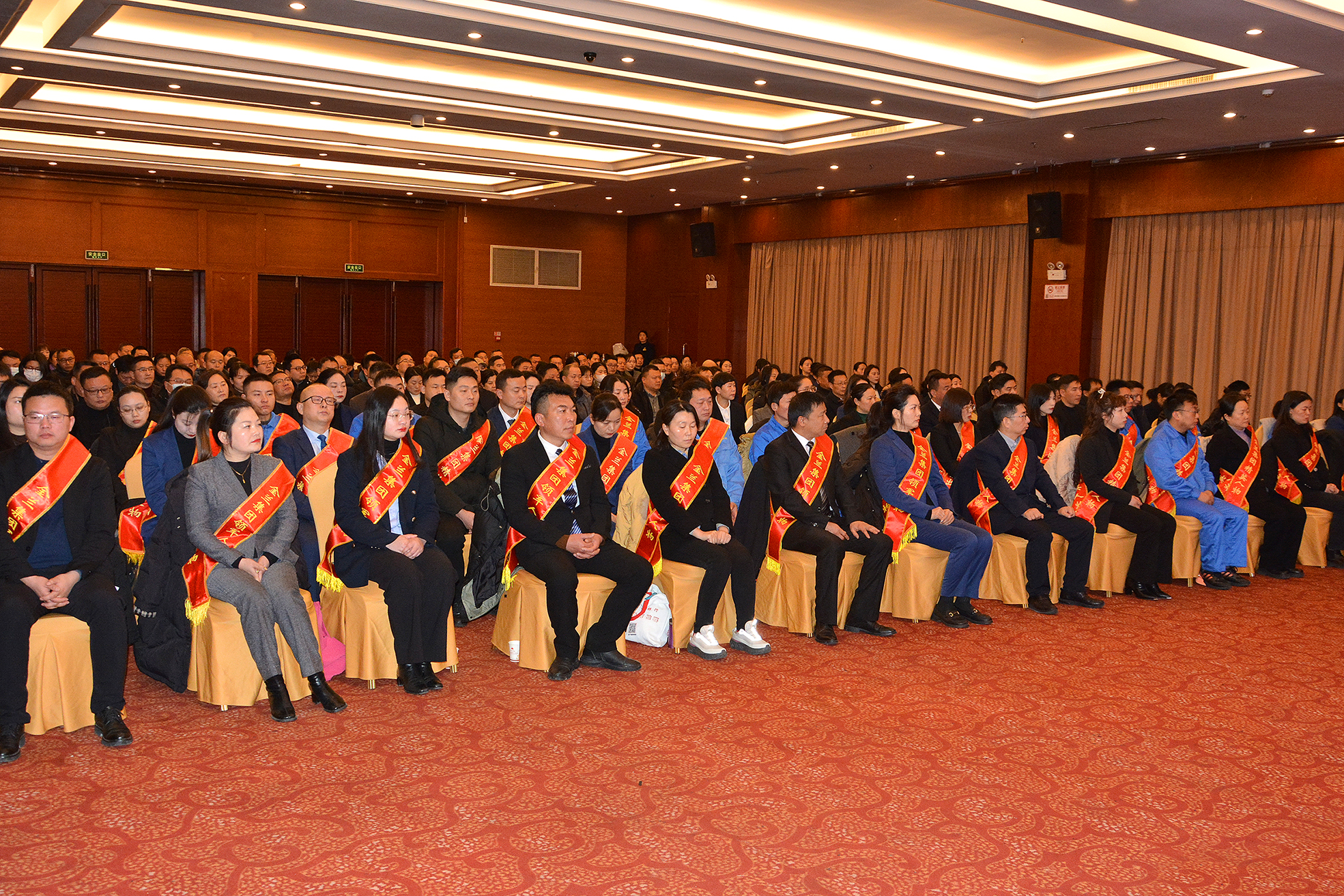 DSC_3068-1-2.jpg DSC_3068-1-2.jpg